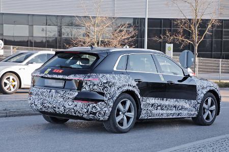 Erlkönig Audi E-Tron