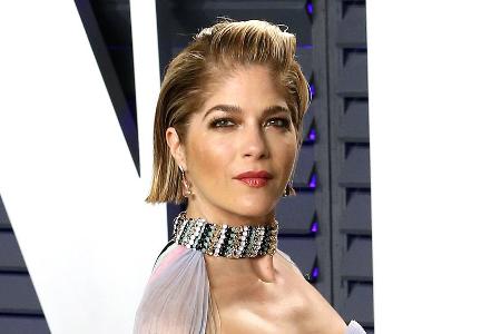 Selma Blair: Einstweilige Verfügung gegen Ex nach brutalem Angriff Selma Blair: Einstweilige Verfügung gegen Ex nach brutalem Angriff