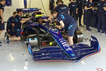 Alex Albon - Williams - F1-Test Bahrain - Tag 1 - 10. März 2022