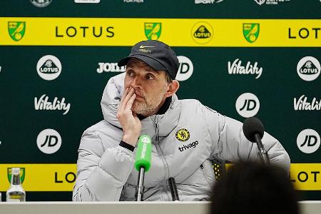 Nach den Sanktionen gegen Klub-Besitzer Roman Abramovich und dem Rückzug von Hauptsponsor Three wird die Luft für den FC Chelsea immer dünner. Die Blues dürfen derzeit weder Transfers abwickeln noch mit ihren eigenen Profis verlängern. Bricht der Champions-League-Sieger in naher Zukunft auseinander? Die Verträge dieser Chelsea-Stars laufen 2022 und 2023 aus: Nach den Sanktionen gegen Klub-Besitzer Roman Abramovich und dem Rückzug von Hauptsponsor Three wird die Luft für den FC Chelsea immer dünner. Die Blues dürfen derzeit weder Transfers abwickeln noch mit ihren eigenen Profis verlängern. Bricht der Champions-League-Sieger in naher Zukunft auseinander? Die Verträge dieser Chelsea-Stars laufen 2022 und 2023 aus: