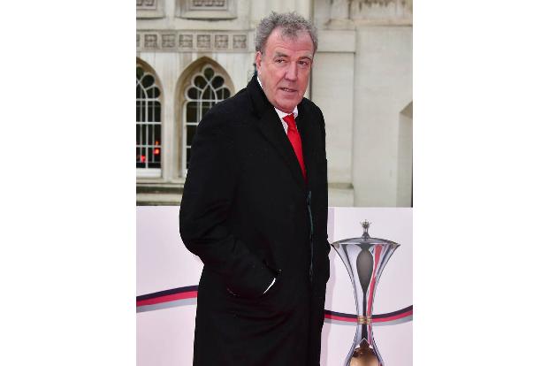Jeremy Clarkson betreibt im beschaulichen Oxfordshire einen Bauernhof mit Farm-Shop, die sogar schon Gegenstand einer Doku-Serie war und zahlreiche Besucher in die idyllischen Cotswolds lockt. Das Int ...