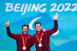16 Goldmedaillen: Skilangläufer McKeever zieht mit Schönfelder gleich