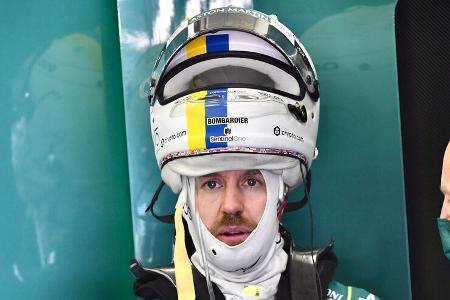 Sebastian Vettel - Aston Martin - Formel 1 - Test - Bahrain - 11. März 2022