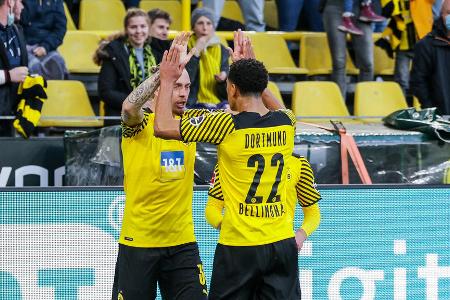 Borussia Dortmund hat sich in einem kampfbetonten Bundesliga-Spiel gegen Arminia Bielefeld mit 1:0 durchgesetzt. In einer ersatzgeschwächten BVB-Elf brillierten Jude Bellingham und Marius Wolf. Erling Haaland überzeugte bei seinem Comeback hingegen nicht. Noten und Einzelkritik zu allen Akteuren: Borussia Dortmund hat sich in einem kampfbetonten Bundesliga-Spiel gegen Arminia Bielefeld mit 1:0 durchgesetzt. In einer ersatzgeschwächten BVB-Elf brillierten Jude Bellingham und Marius Wolf. Erling Haaland überzeugte bei seinem Comeback hingegen nicht. Noten und Einzelkritik zu allen Akteuren: