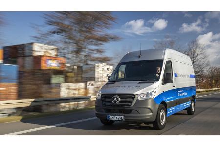 Mercedes e-Sprinter Transporter mit Elektroantrieb