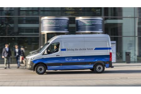Mercedes e-Sprinter Transporter mit Elektroantrieb