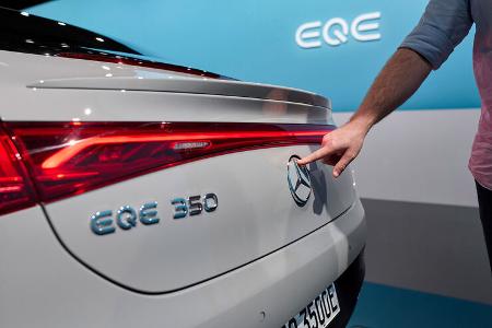 Mercedes EQE