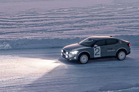 Polestar 2 Arctic Circle