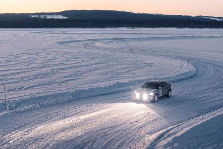 Polestar 2 Arctic Circle