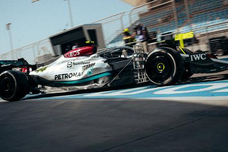 Mercedes W13 - Bahrain-Test - 2022