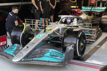 Mercedes W13 - Bahrain-Test - 2022