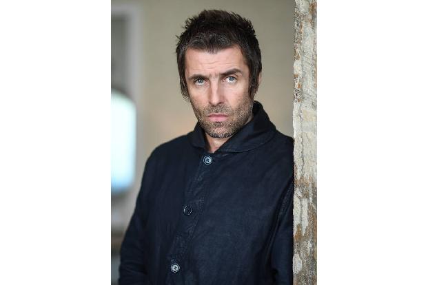 Einer ist der Showman, einer schreibt die Songs: Eigentlich ergänzten sich Liam (Foto) und Noel Gallagher in ihren Zeiten bei Oasis immer prächtig. 2009 zerbrach die Band am internen Streit der beiden ...