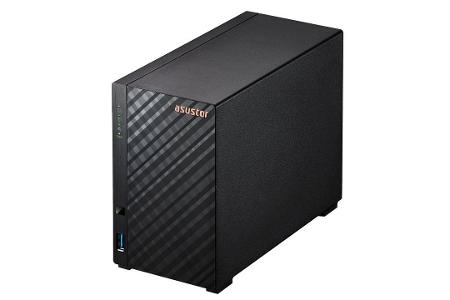 2,5-GbE-Netzwerkspeicher wie das Leergehäuse Asustor Drivestor 2 (AS1102T) inspirieren dazu, im Heimnetz ein höheres Datentransfertempo als Gigabit zu erreichen. Dazu benötigen Sie jedoch eine passende Ethernet-Schnittstelle an jedem Client-Rechner.