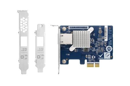 Kompromiss fürs Multi-Gigabit-Heimnetz: PCIe-Adapter für 5-Gigabit-Ethernet – hier Qnap QXG-5G1T-111C – sind abwärtskompatibel zu 2,5 GbE, sitzen im PCIe-3.0-Slot und bieten Luft für weitere Hardware-Upgrades.