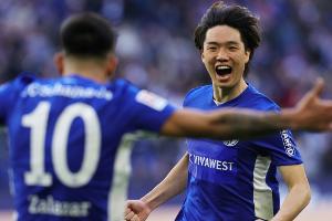 Werder auf Aufstiegskurs, Schalke bleibt dran, HSV stolpert