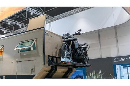 Action Mobil Global XRS 7400 (2022)