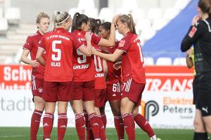 Bayern-Frauen trotzen Corona-Sorgen zur Unzeit