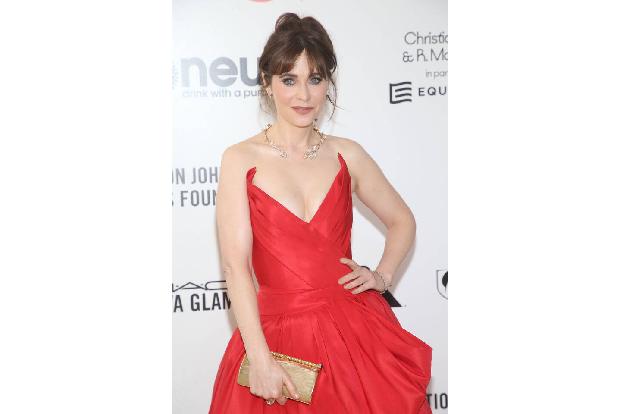 ...Zooey Deschanel...