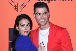Neues Familienfoto: Cristiano Ronaldo zeigt seinen ganzen "Stolz"