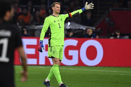 Gegen Israel noch geschont, bekam Kapitän Neuer gegen Oranje überraschend wenige Schüsse auf sein Tor. War aber meist zur Stelle, wenn er gefordert war. Im Spielaufbau wie üblich sicher und mit hoher Präzision. Sein Status als Nummer eins ist unantastbar.