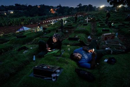 Siena International Photo Awards Ares Jonekson Friedhof
