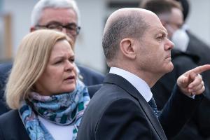 Bundesregierung lässt WM-Reisen nach Katar weiterhin offen