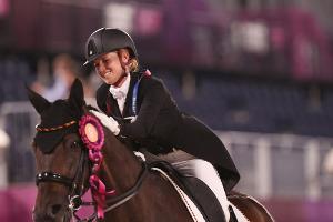 Von Bredow-Werndl gewinnt Dressur-Weltcup - Abschied von Weihegold