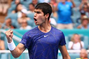 Spanier Alcaraz wird jüngster Miami-Champion