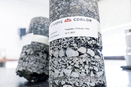 Coblor Asphalt-Uhr