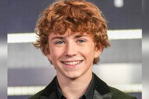 Neue Serie auf Disney+: Walker Scobell wird zu "Percy Jackson"