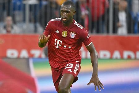 Tanguy Nianzou - Note: 4,5 - Rückte für Niklas Süle in die Mannschaft, der wegen eines grippalen Infekts pausierte. Leistete sich einen Riesenbock in der ersten Hälfte und hätte beinahe einen Gegentreffer verschuldet (12.). Hatte auch sonst vor der Pause heftig zu kämpfen. Ließ sich vielfach von den Gegenspielern überraschen. Sammelte später bei hohen Bällen immerhin ein paar Pluspunkte.