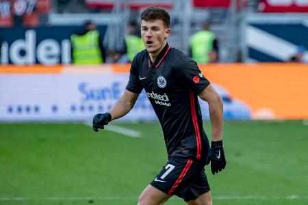 Ajdin Hrustic (ab 80.) - ohne Bewertung - Übernahm für die letzten zehn Minuten die Position im zentralen Mittelfeld. Ohne Rode ging die Stabilität bei der Eintracht spürbar verloren.