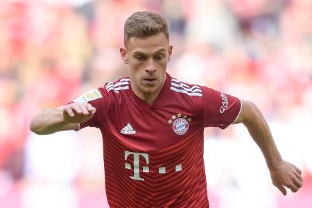 MITTELFELD: Joshua Kimmich - Note: 2 - Organisierte das Spiel des FC Bayern immer wieder sehr clever. Sein Chipball auf Davies vor dem 1:0 war perfekt. Seine Vorlage zum 2:0 war ebenfalls ein perfekt gespielter Chipball. Baute zwar in der zweiten Hälfte selbst ein wenig ab, führte insgesamt dennoch eine weitgehend schwache Bayern-Elf zum Sieg.