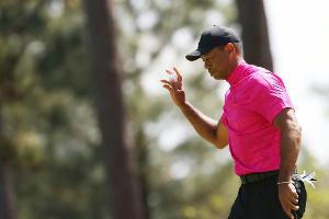 Woods beeindruckt bei Comeback - Langer kämpft um den Cut