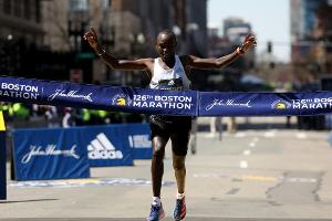 Chebet und Jepchirchir gewinnen Boston-Marathon