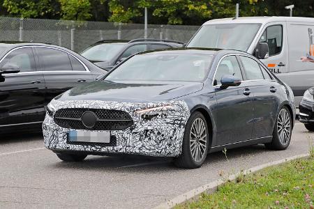 Erlkönig Mercedes A-Klasse Limousine