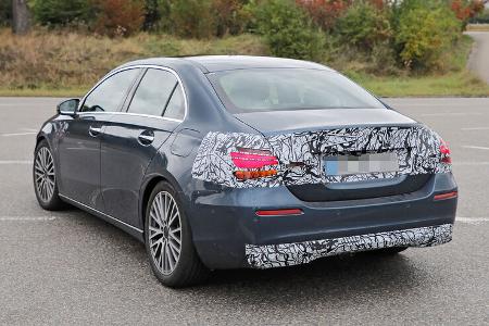 Erlkönig Mercedes A-Klasse Limousine