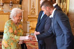 "Unglaublicher Dienst": David Beckham gratuliert Queen zum Geburtstag