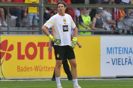 BVB - TOR: Marwin Hitz - Note: 4,5 - Konnte beim Traumtor von Gnabry nur hinterhergucken (15.), sah beim Beinschuss zum 0:2 dann allerdings nicht gut aus. Hielt den BVB später mit einer Glanztat gegen Lewandowski im Spiel (70.), ehe ihm gegen Musiala erneut ein Fehler unterlief (83.). Konnte Kobel zu keinem Zeitpunkt ersetzen.