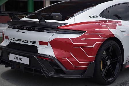 DMC Porsche Taycan GT3