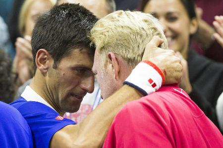 Erfolgsgeschichte - ... Unter Becker wird Djokovic die Nummer eins der Welt, gewinnt sechs Grand-Slam-Titel und dominiert das Herren-Tennis. Nach den Siegen bei den Australian Open und den French Open 2016 gerät Djokovic aber in eine sportliche Krise und wird von Verletzungen geplagt. Wenig später folgt die Trennung.