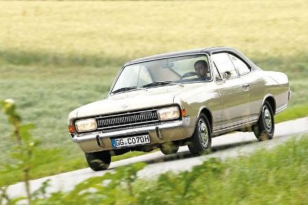 Opel Commodore A, Frontansicht