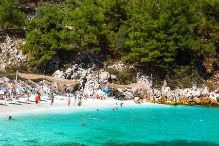 Reiseziele im Mai: Hier erwartet Urlaubende Sonne pur