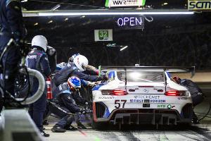Auer gewinnt DTM-Auftakt - Rückkehrer Rast scheidet aus