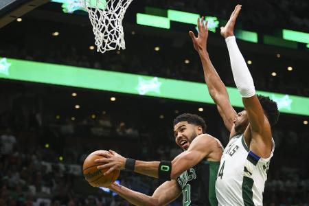 NBA: Theis und Boston starten gegen Bucks mit Niederlage