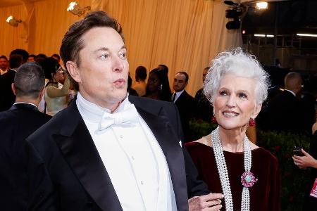 Met Gala: Elon Musk kam mit einer ganz besonderen Begleiterin