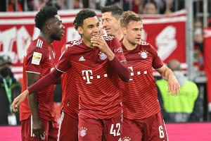 Trotz Enttäuschungen: Lahm gibt Bayern Note zwei