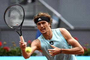 Zverev kämpft sich gegen Cilic durch