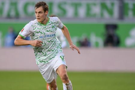 Max Christiansen (bis 88.) - Note: 3,5 - Gab dem Spiel der Franken mit guter Passquote aus dem defensiven Mittelfeld Struktur. Zeigte zudem hohe Laufbereitschaft und stoppte die Dortmunder Angriffe zumindest phasenweise recht gut. Gerade bei Kontern aber ebenfalls vielfach überlaufen.