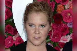 Amy Schumer hat Corona - und präsentiert ihre neue Stimme